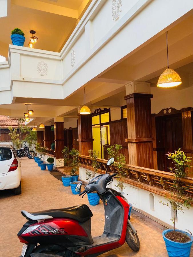 Hellovarkala Beach Resort Bagian luar foto