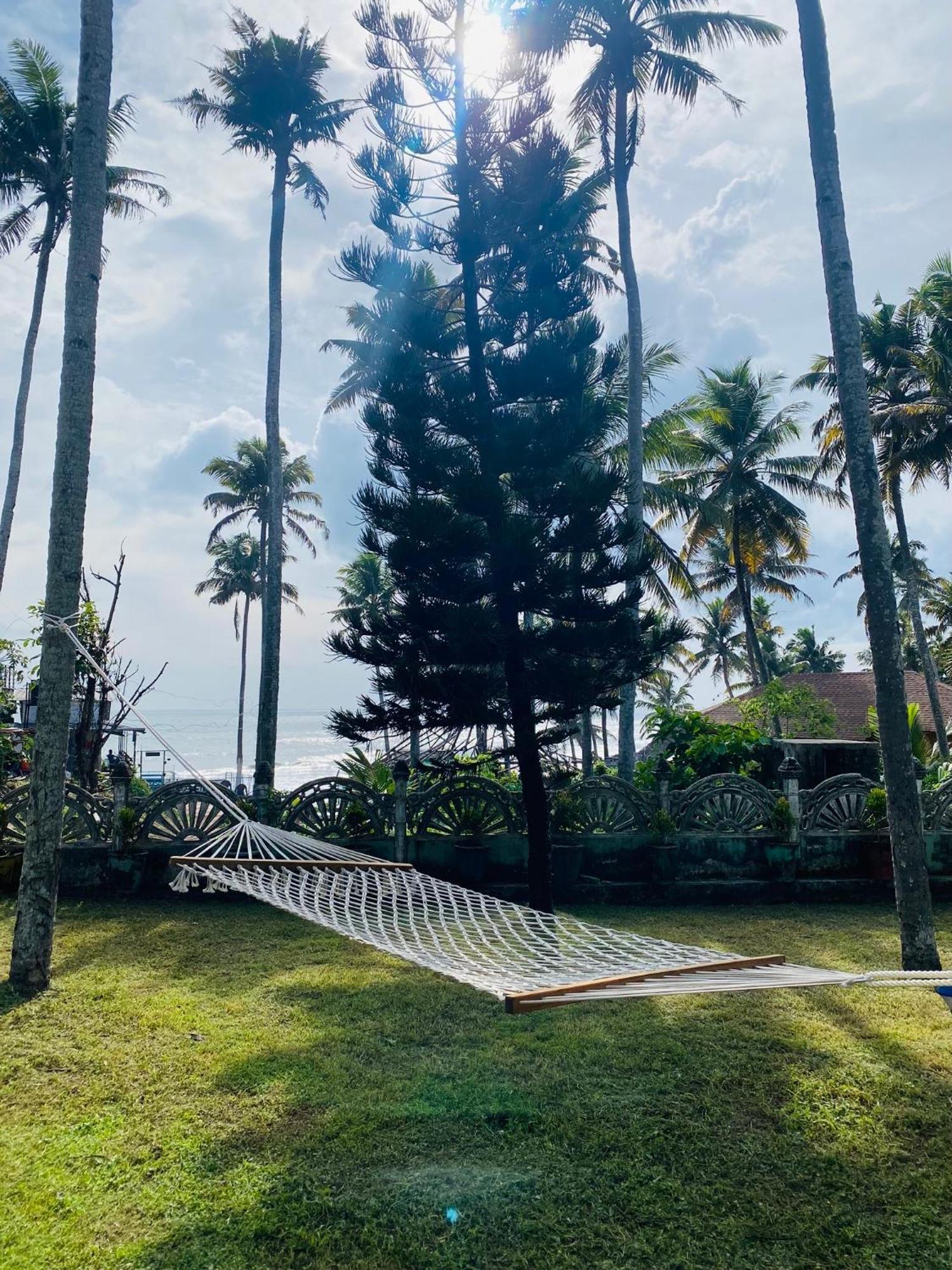 Hellovarkala Beach Resort Bagian luar foto